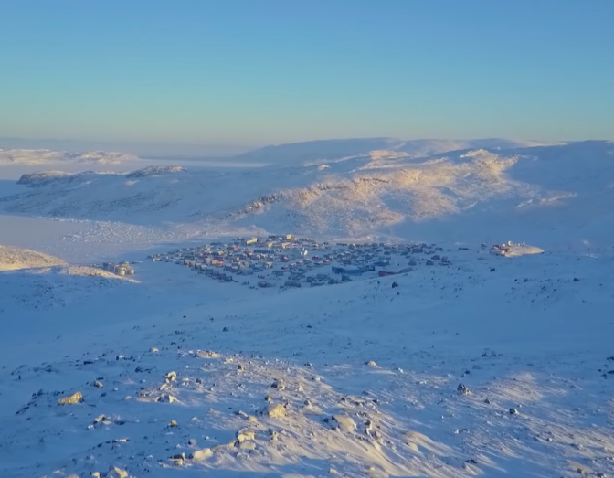 Inuit community in Quebec with snow all around
